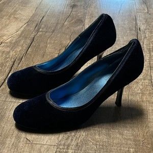 Passi Heeled Pumps Size 7 1/2 Navy Blue Round Toe Faux Suede Italia  Shoe